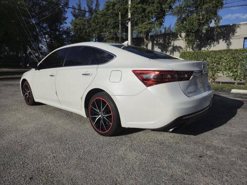 2016 Toyota Avalon XLE