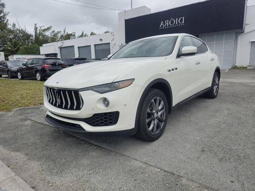 2018 Maserati Levante S