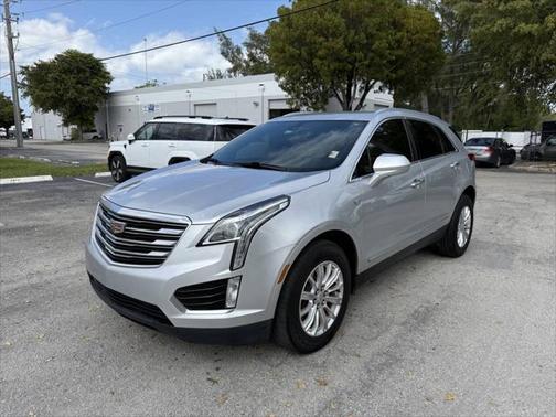 2017 Cadillac XT5 Base