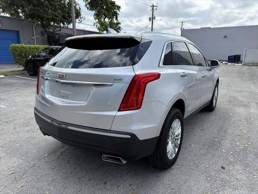 2017 Cadillac XT5 Base