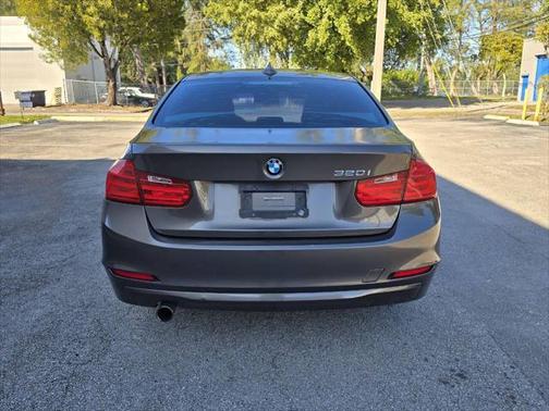 2015 BMW 320 i