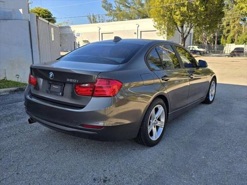 2015 BMW 320 i