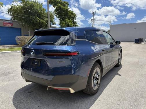 2023 BMW iX xDrive50