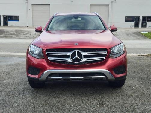 2019 Mercedes-Benz GLC 300 Base