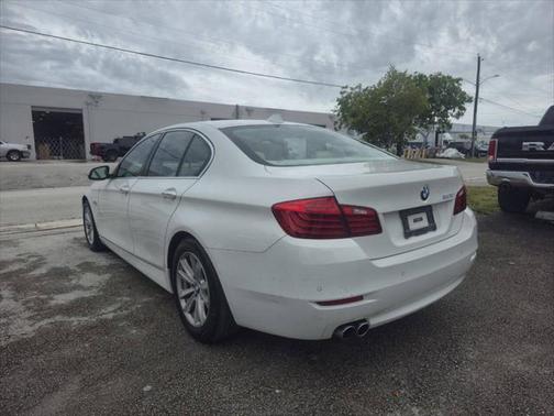 2015 BMW 528 528i 4dr Sedan