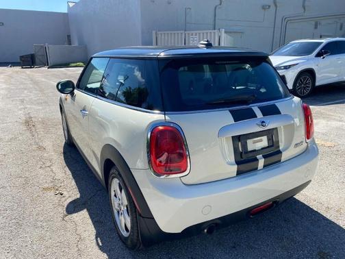 2015 MINI Hardtop Cooper