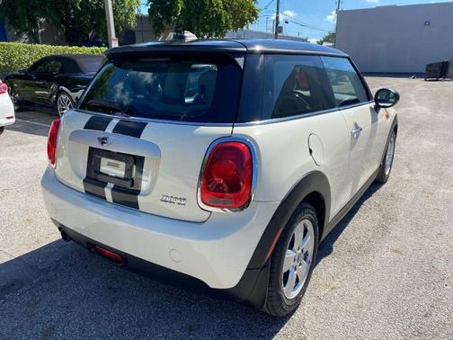 2015 MINI Hardtop Cooper