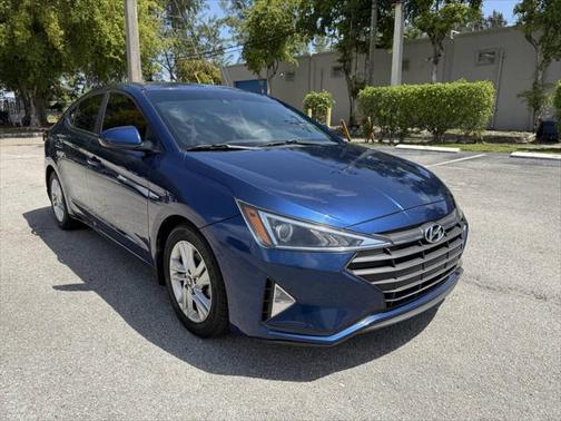 2019 Hyundai ELANTRA SEL