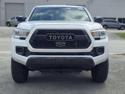 2021 Toyota Tacoma SR