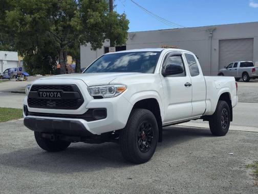 2021 Toyota Tacoma SR