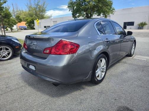 2012 INFINITI G25 Journey