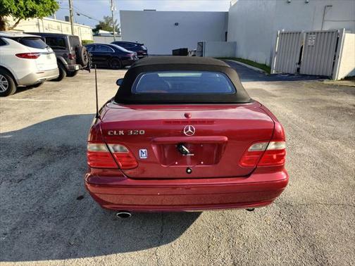 2001 Mercedes-Benz CLK-Class 320 Cabriolet