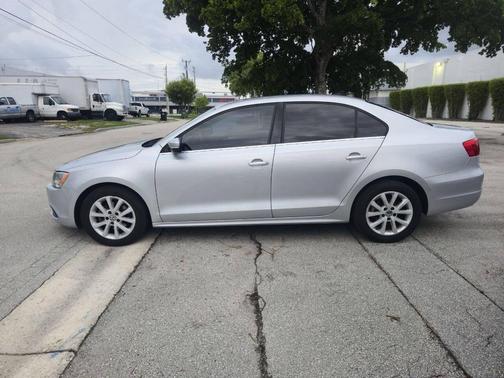 2013 Volkswagen Jetta SE