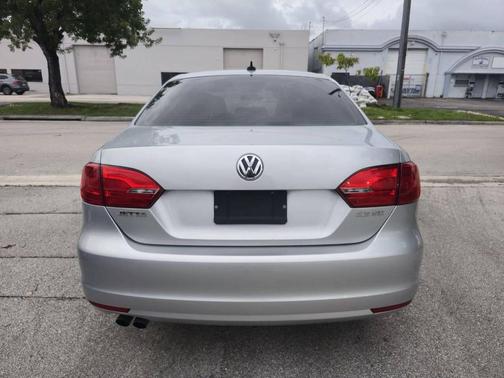 2013 Volkswagen Jetta SE