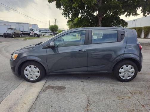 2013 Chevrolet Sonic LS