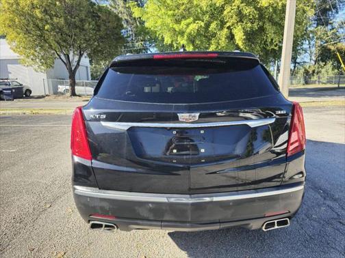 2017 Cadillac XT5 Base
