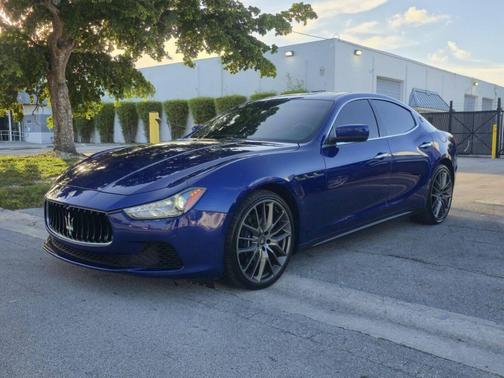 2016 Maserati Ghibli Base