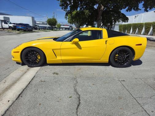 2005 Chevrolet Corvette Base