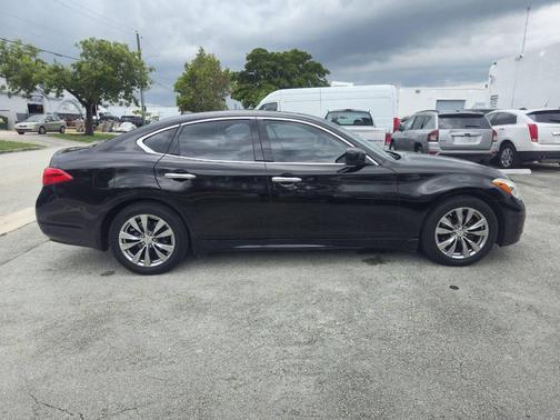2013 INFINITI M37 Base