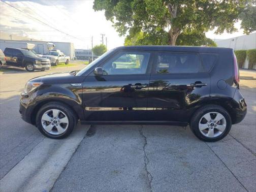 2017 Kia Soul Base