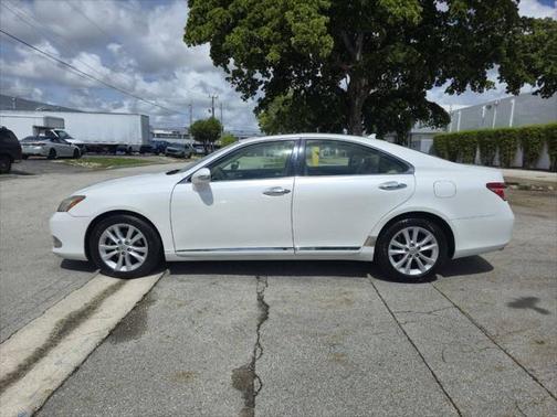 2011 Lexus ES 350 Base