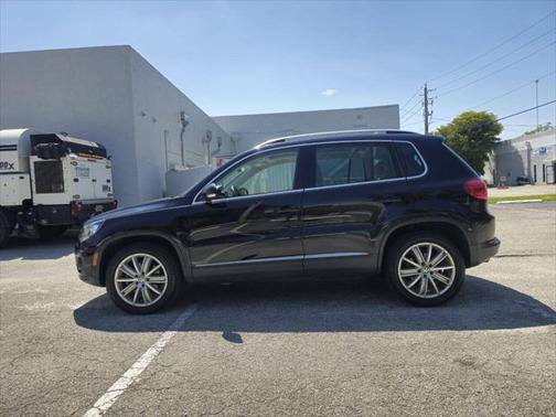 2016 Volkswagen Tiguan SE