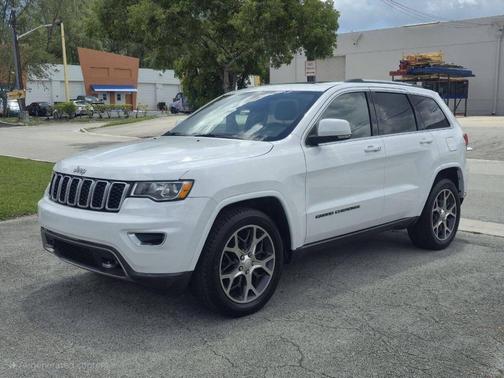 2018 Jeep Grand Cherokee Sterling Edition