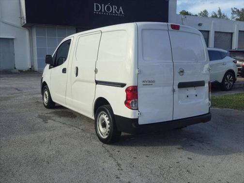 2019 Nissan NV200 S