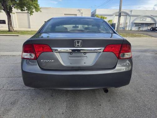 2010 Honda Civic DX-VP