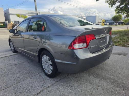 2010 Honda Civic DX-VP