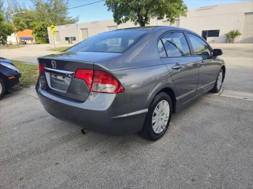 2010 Honda Civic DX-VP