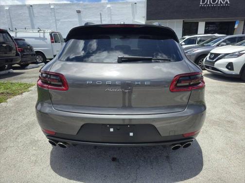 2016 Porsche Macan S