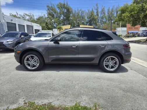 2016 Porsche Macan S