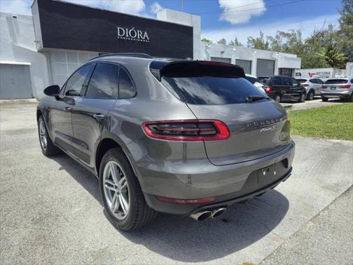 2016 Porsche Macan S
