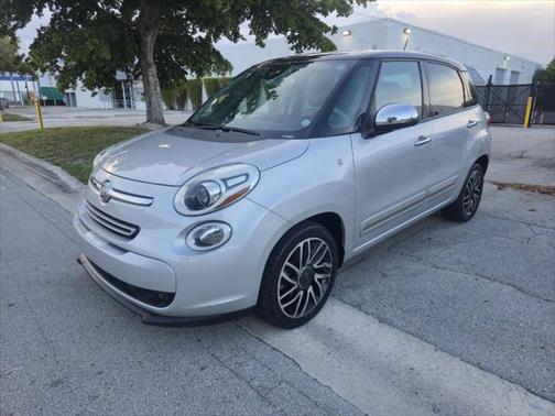 2015 FIAT 500 Lounge