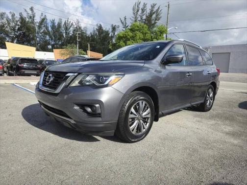 2019 Nissan Pathfinder SL