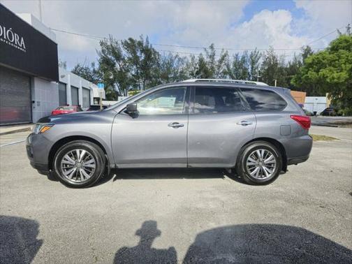 2019 Nissan Pathfinder SL