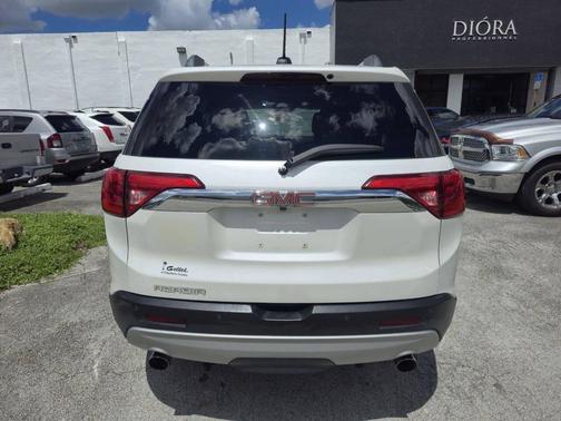 2017 GMC Acadia SLT-2