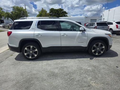 2017 GMC Acadia SLT-2