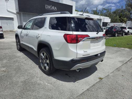 2017 GMC Acadia SLT-2