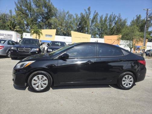 2016 Hyundai Accent SE