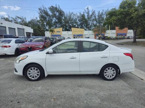 2015 Nissan Versa 1.6 SV