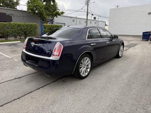 2013 Chrysler 300C Luxury Series