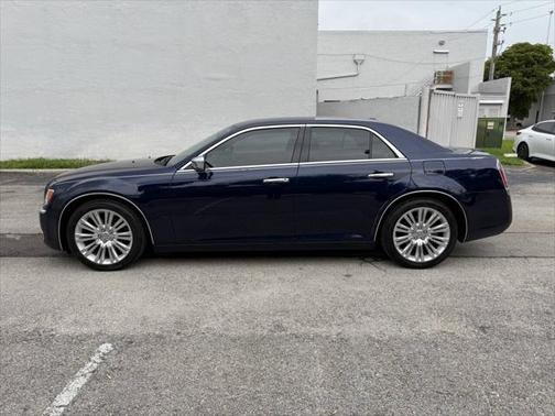 2013 Chrysler 300C Luxury Series