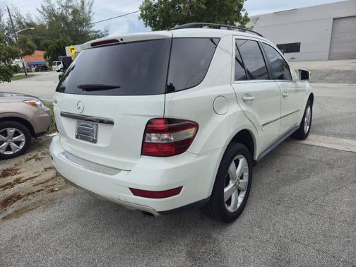 2011 Mercedes-Benz M-Class ML 350 4dr SUV