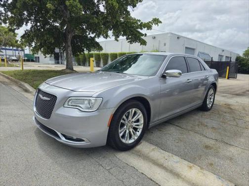 2016 Chrysler 300 S