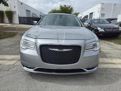 2016 Chrysler 300 S