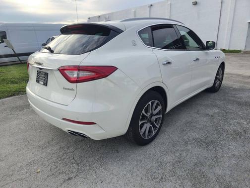 2019 Maserati Levante S