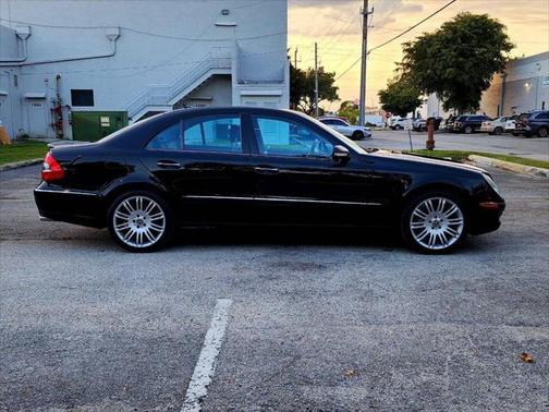 2008 Mercedes-Benz E-Class E 550 4dr Sedan