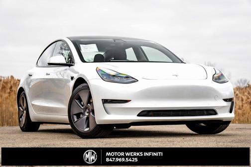 Photo 1 of 39 of 2021 Tesla Model 3 Standard Range Plus